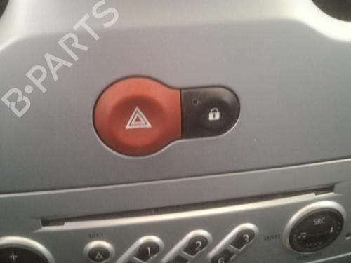 Used Warning switch RENAULT MODUS / GRAND MODUS (F/JP0_) 1.5 dCi (FP0F, JP0F) (86 hp) 21761704