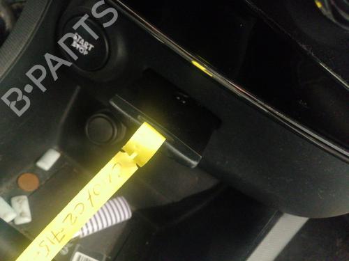 Card reader RENAULT CLIO IV (BH_) 1.5 dCi 90 | BP26459481E4 