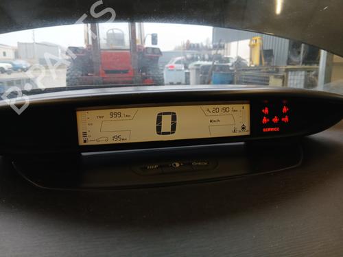 Used Instrument cluster CITROËN C4 Coupe (LA_) 2.0 HDi (136 hp) 32269970