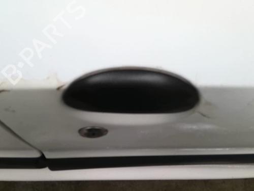Used Front right exterior door handle Front right exterior door handle PEUGEOT 206 Hatchback (2A/C) 1.9 D (69 hp) 40160645 40160645