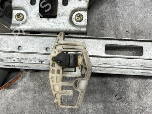 Front right window mechanism PEUGEOT 206 Hatchback (2A/C) 1.6 16V | BP26492500C23 