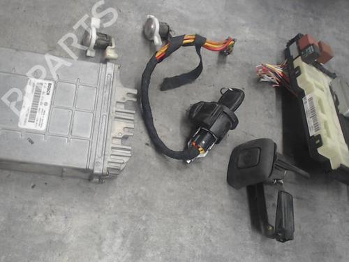 Used Electronic module Electronic module RENAULT CLIO II (BB_, CB_) 1.9 dTi (B/CB0U) (80 hp) 38527727 38527727