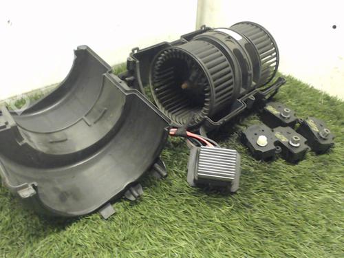 Heater blower motor RENAULT SCÉNIC III (JZ0/1_) 1.5 dCi | BP20885034M62 