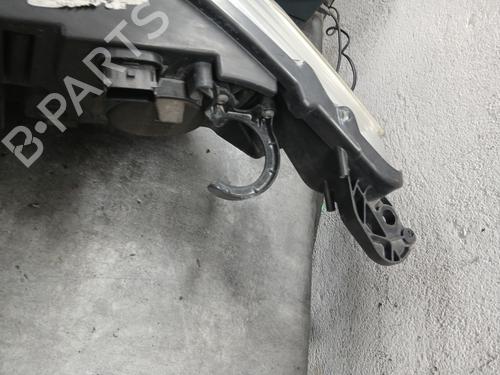 Used Right headlight Right headlight CITROËN C4 II (NC_) 1.4 VTi 95 (NC8FP0) (95 hp) 31264385 31264385