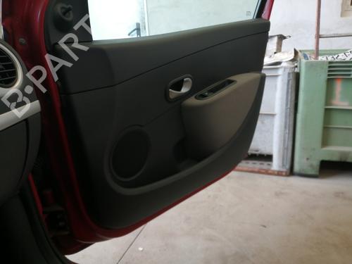 Used Front right window mechanism RENAULT CLIO III (BR0/1, CR0/1) 1.2 16V Hi-Flex (BR1U, CR1U) (75 hp) 25744902
