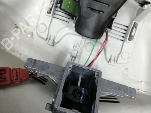 rear-mirror-renault-megane-iv-hatchback-b9amn_-2015-25137275 main image