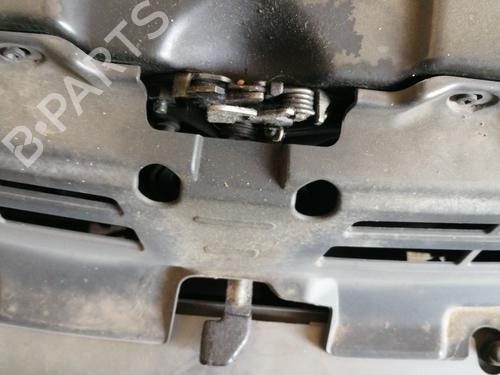 Used Hood lock CITROËN XSARA (N1) 2.0 HDi 90 (90 hp) 26601791