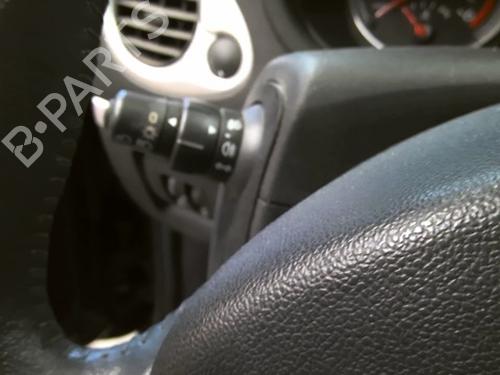 Used Switch Switch RENAULT CLIO III (BR0/1, CR0/1) 1.5 dCi (BR1C, CR1C) (103 hp) 40126748 40126748