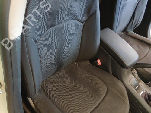 Right front seat CITROËN C5 III (RD_) 1.6 HDi 110 (RD9HZC) | BP29528776C16 - Image 8