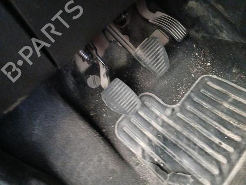 Used Clutch pedal PEUGEOT 207 (WA_, WC_) 1.4 HDi (68 hp) 30080591