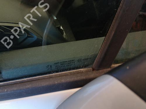 Front left quarter glass PEUGEOT 3008 I MPV (0U_) 1.6 HDi | BP29310615C111 