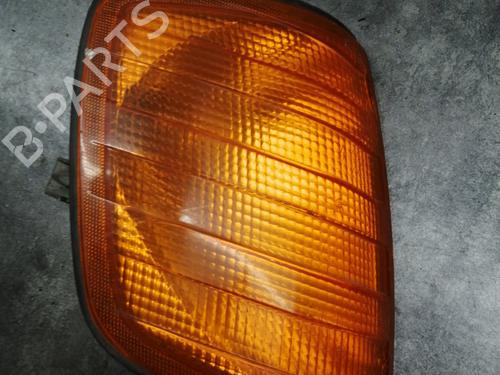 Right front indicator MERCEDES-BENZ 124 Saloon (W124) 250 D (124.125) | BP24828433C33 