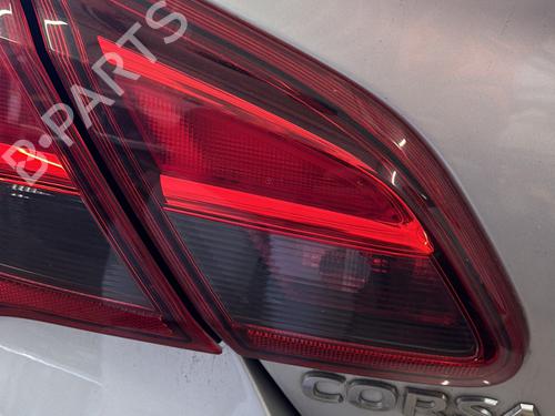 Farolim esquerdo da mala OPEL CORSA E (X15) 1.3 CDTI (08, 68) (75 hp) 31275192