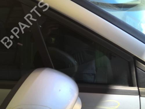 front-right-quarter-glass-citroen-c4-i-lc_-2004-2005-2006-2007-2008-2009-2010-2011-2012-2013-2014-39042782 main image