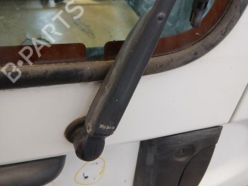 rear-windshield-wiper-arm-renault-kangoo-express-fc01_-1997-33170052 main image