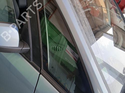 front-right-quarter-glass-opel-meriva-a-mpv-x03-2003-2004-2005-2006-2007-2008-2009-2010-38058461 main image