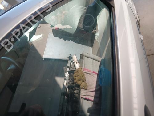 Front right door window RENAULT CLIO III (BR0/1, CR0/1) 1.4 16V | BP29240828C19 
