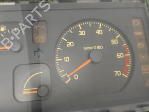 Used Instrument cluster RENAULT 21 Saloon (L48_) 2.0 (L483) (116 hp) 20883396