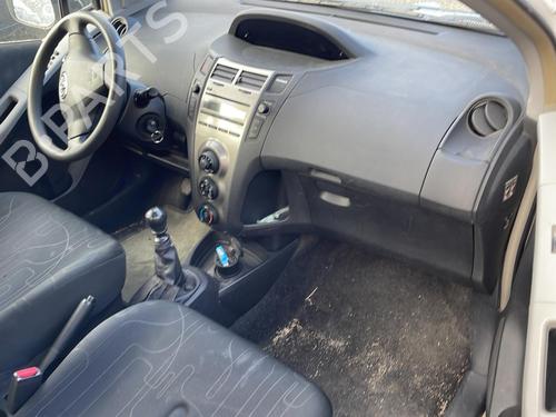 Steering column stalk TOYOTA YARIS (_P9_) 1.4 D-4D (NLP90_, NLP90R) | BP20887156I23 