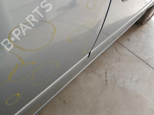 Used Right rear door OPEL MERIVA A MPV (X03) 1.7 CDTI (E75) (100 hp) 29940380