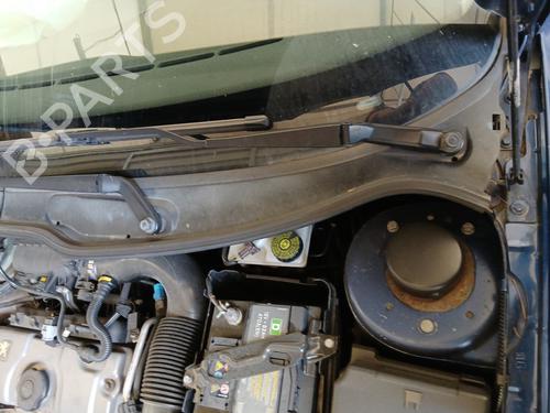 Used Front wiper motor PEUGEOT 206 Hatchback (2A/C) 1.1 i (60 hp) 28155040