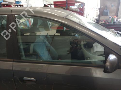 Used Front right door window NISSAN ALMERA TINO (V10) 2.2 dCi (112 hp) 21282383