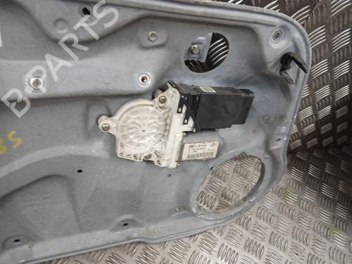Front left window mechanism VW GOLF IV (1J1) 1.9 SDI | BP32438395C22