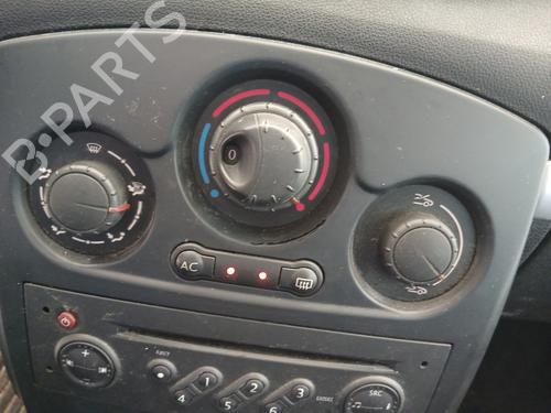 AC-Styringsenhed/Manøvreenhed RENAULT CLIO III (BR0/1, CR0/1) 1.4 16V (98 hp) 29240839