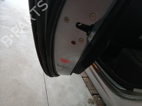 Fechadura trás esquerda PEUGEOT 607 (9D, 9U) 2.0 HDi (107 hp) 31756599