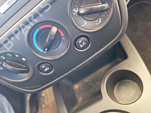Used Climate control Climate control FORD FIESTA V (JH_, JD_) 1.4 TDCi (68 hp) 34358036 34358036