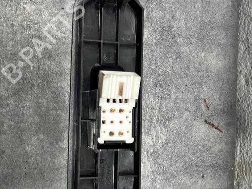 Right front window switch SUZUKI LIANA Hatchback 1.3 | BP29336102I26 - Image 2