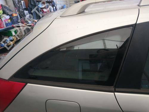 Panel rude bagtil højre RENAULT LAGUNA II Grandtour (KG0/1_) 1.9 dCi (125 hp) 27721101