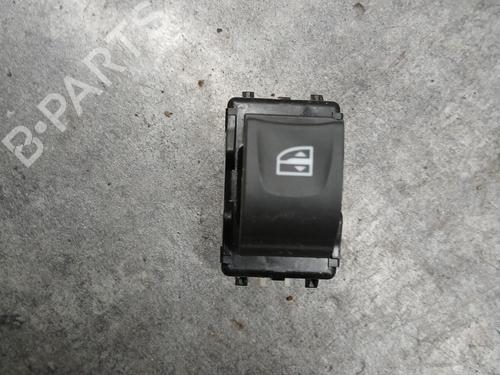 Used Right rear window switch RENAULT CAPTUR I (J5_, H5_) 1.2 TCe 120 (120 hp) 29610284
