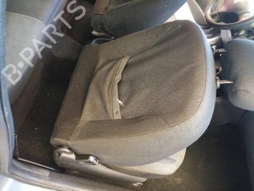Right front seat PEUGEOT 206 Hatchback (2A/C) 1.4 i | BP27586195C16 