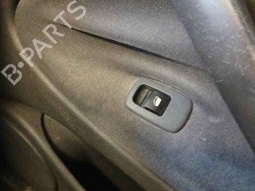 Used Right front window switch Right front window switch CITROËN C5 II (RC_) 1.6 HDi (RC8HZB) (109 hp) 30325801 30325801
