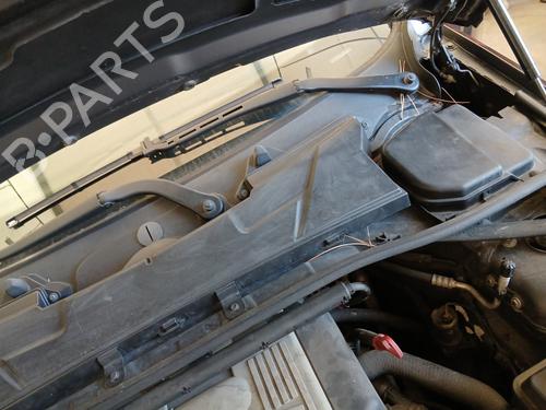 Used Front wiper motor BMW 3 Coupe (E92) 330 d (231 hp) 28521839