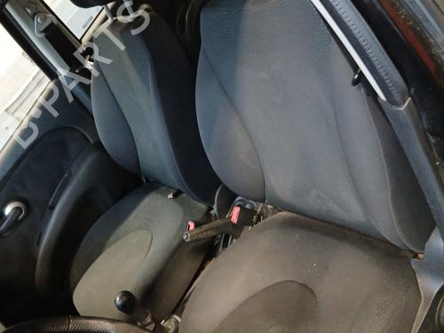 Conjunto de bancos NISSAN MICRA III (K12) 1.2 16V (65 hp) 32030158