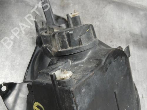 Right headlight FORD FIESTA V (JH_, JD_) 1.4 16V | BP28539203C29