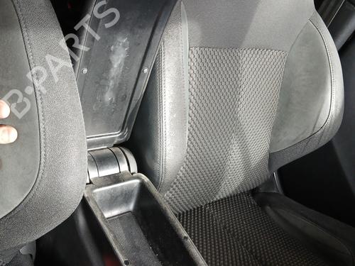 Armrest / Center console CITROËN DS3 (SA_) 1.2 VTi 82 | BP32264666I20 