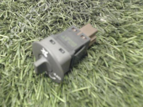 Switch RENAULT CLIO III (BR0/1, CR0/1) 1.5 dCi (BR17, CR17) | BP20883016I30 
