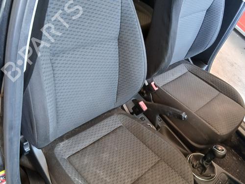 Used Right front seat Right front seat 38290687 38290687