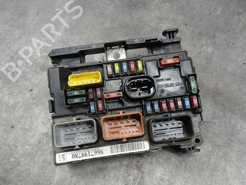 Used Fuse box PEUGEOT 207 (WA_, WC_) 1.4 HDi (68 hp) 30080593
