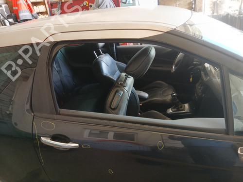 Front right door window CITROËN DS3 (SA_) 1.6 THP 155 | BP30177203C19