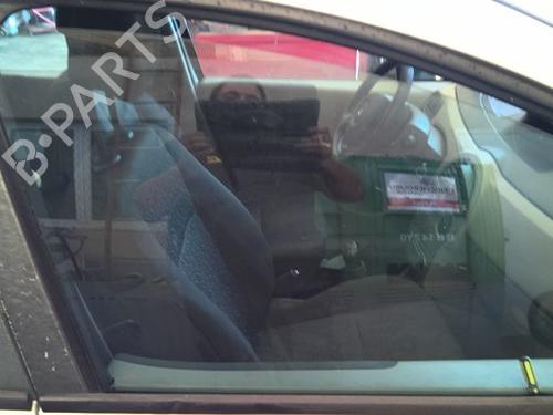 front-right-door-window-renault-modus-grand-modus-fjp0_-2004-38911486 main image