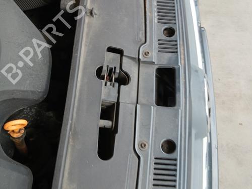 hjelmlås VW POLO IV (9N_, 9A_) 1.9 TDI (101 hp) 31907638