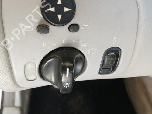 Headlight switch MERCEDES-BENZ C-CLASS (W203) C 220 CDI (203.006) | BP30098398I24 