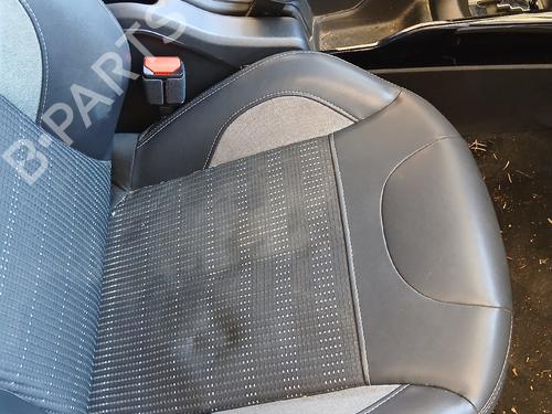 Used Seats set Seats set PEUGEOT 2008 I (CU_) 1.2 THP 110 / PureTech 110 (110 hp) 36414856 36414856