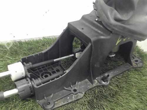 Gear lever RENAULT MEGANE III Hatchback (BZ0/1_, B3_) 1.5 dCi (BZ09, BZ0D, BZ1W, BZ29, BZ14) | BP20887119M90 