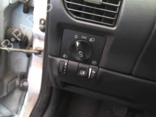 Used Headlight switch Headlight switch 39379392 39379392