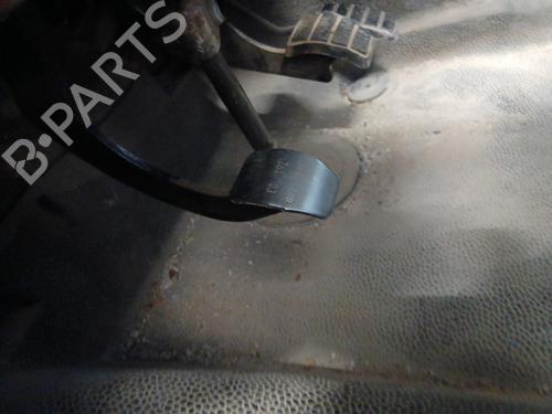 Clutch pedal RENAULT MASTER II Van (FD) 2.8 dTI (FD0C, FD0F, FD2B, FD2F, FD3C, FD3F) | BP29943056I13 